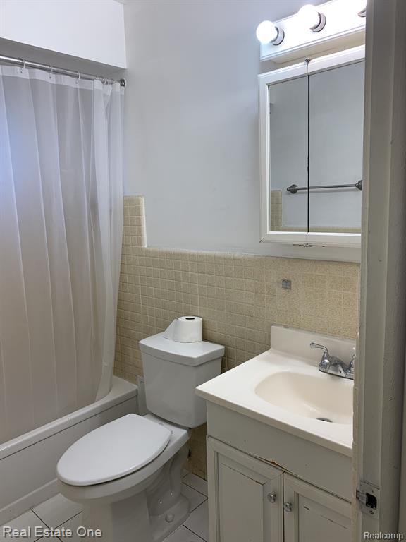 4810 Briarwood Avenue, Royal Oak, MI 48073 — Photo 5