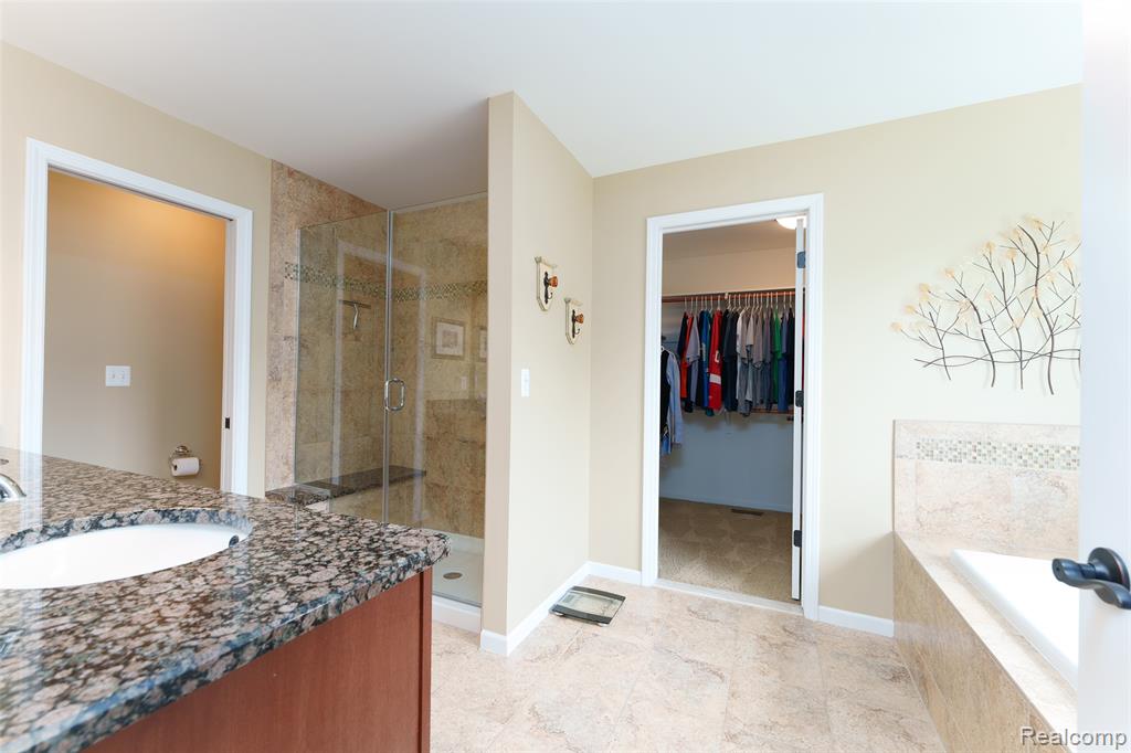 24455 Glenwood Drive, South Lyon, MI 48178 — Photo 31