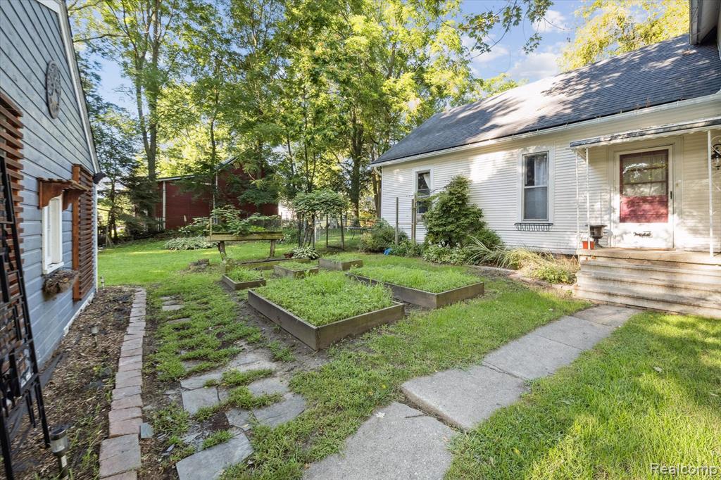303 Mechanic Street, Stockbridge, MI 49285 — Photo 27