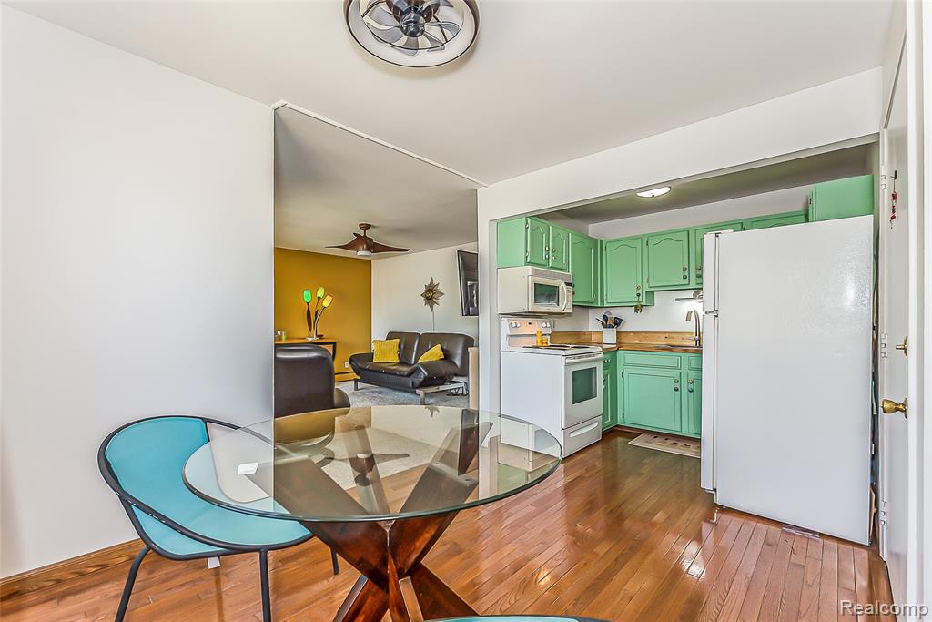 5959 Alan Drive, 52, Brighton, MI 48116 — Photo 6