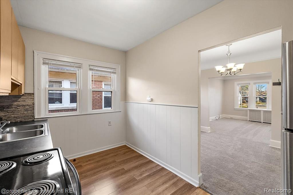 829 Beaconsfield Ave, Grosse Pointe Park, MI 48230 — Photo 19