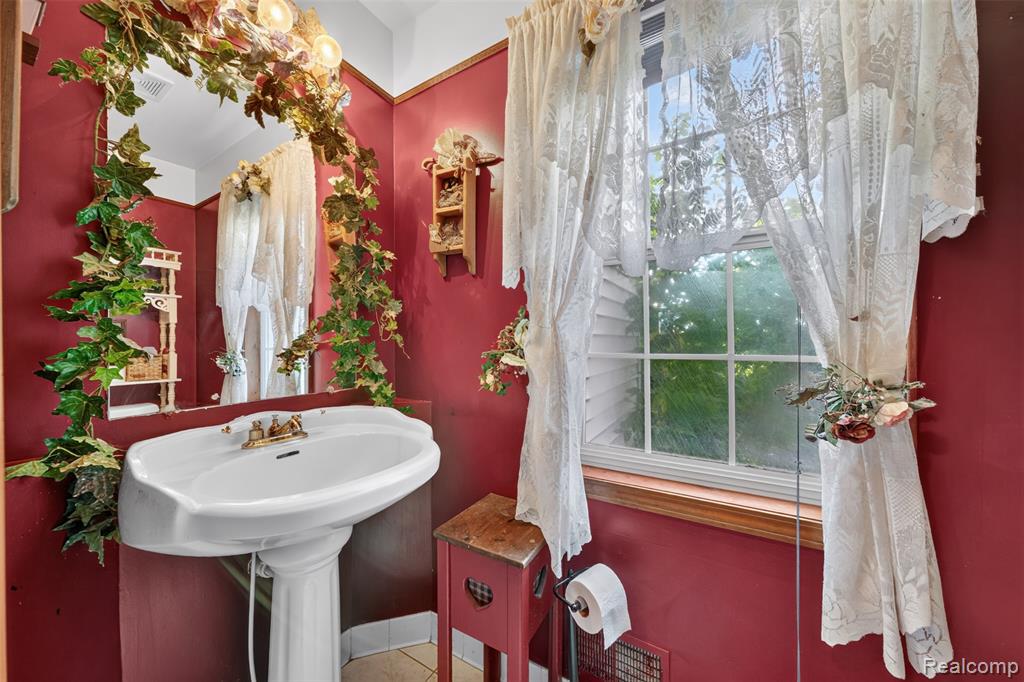 431 Rowley Drive, Attica, MI 48412 — Photo 21
