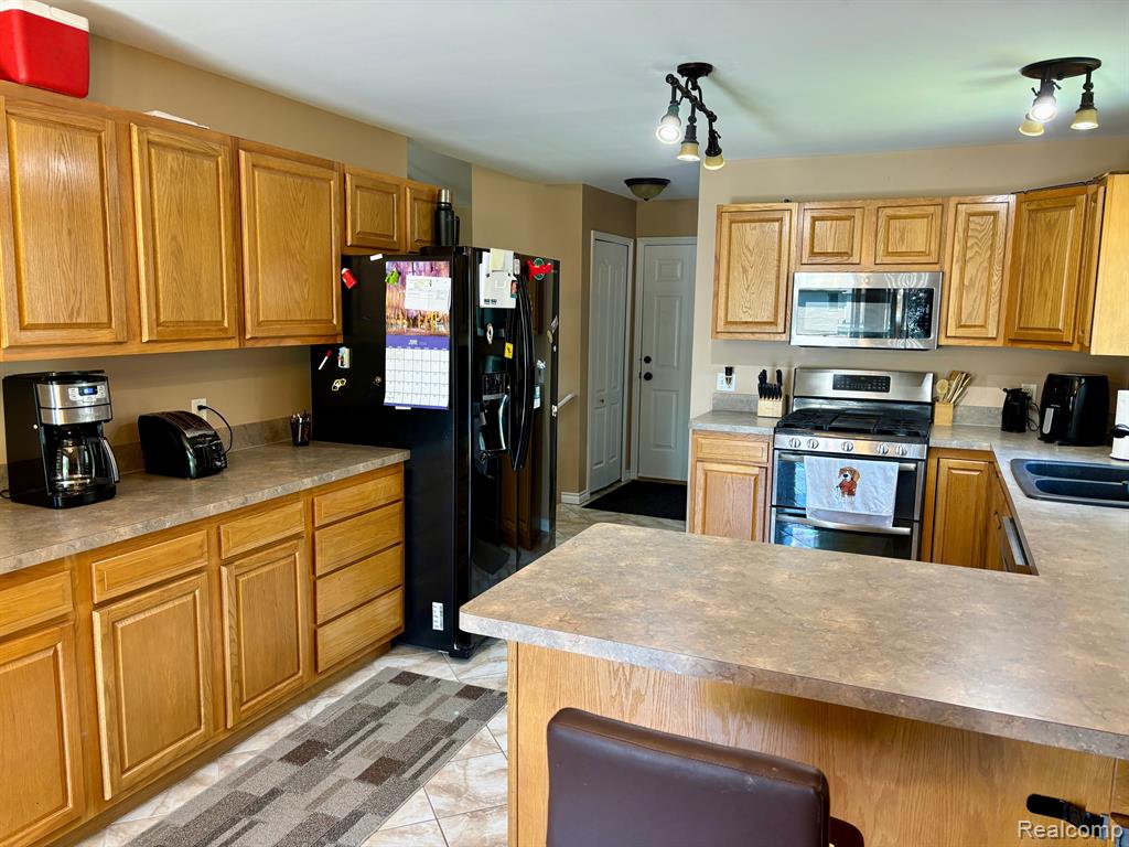 4860 CAMELOT Drive, Kimball, MI — Photo 8