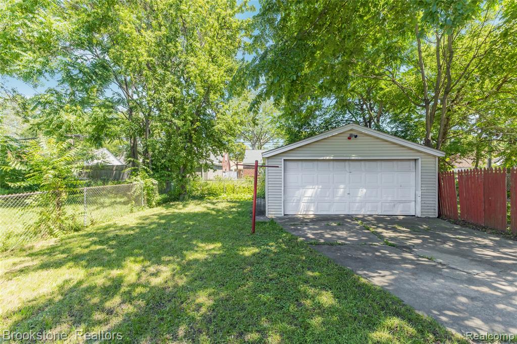 20214 Greeley Street, Highland Park, MI 48203 — Photo 34