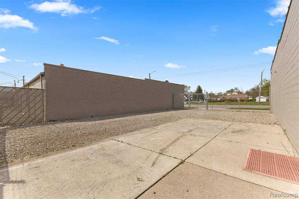 20825 Joy Road, Detroit, MI 48228 — Photo 18