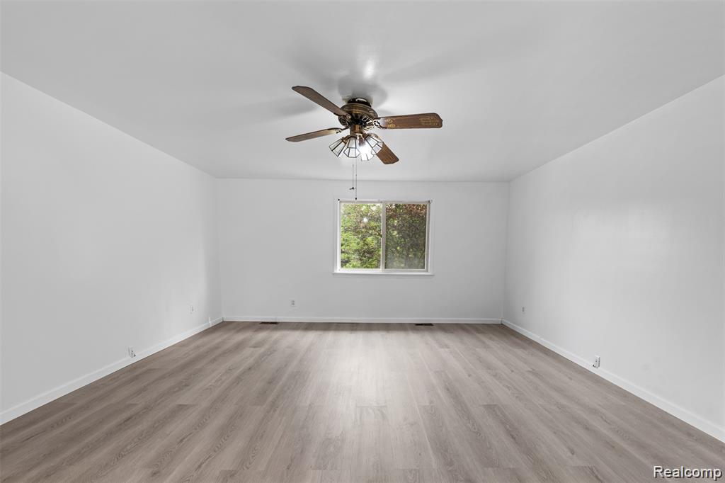 5420 Southlawn Drive, Sterling Heights, MI 48310 — Photo 15