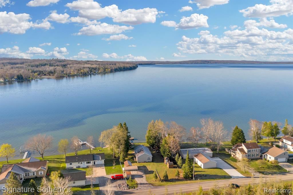6130 Cedar Drive, Hubbard Lake, MI 49747 — Photo 40