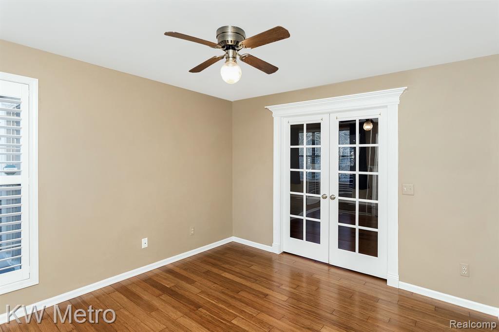 516 NEWBURNE POINTE, Bloomfield Hills, MI 48304 — Photo 16