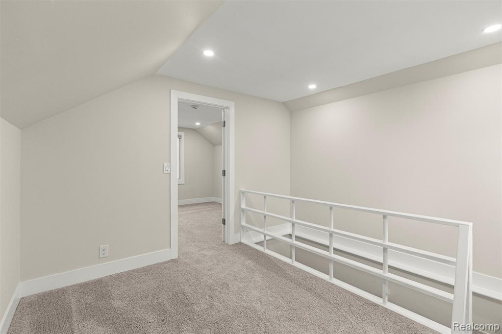 8900 Asbury Park, Detroit, MI 48228 — Photo 25