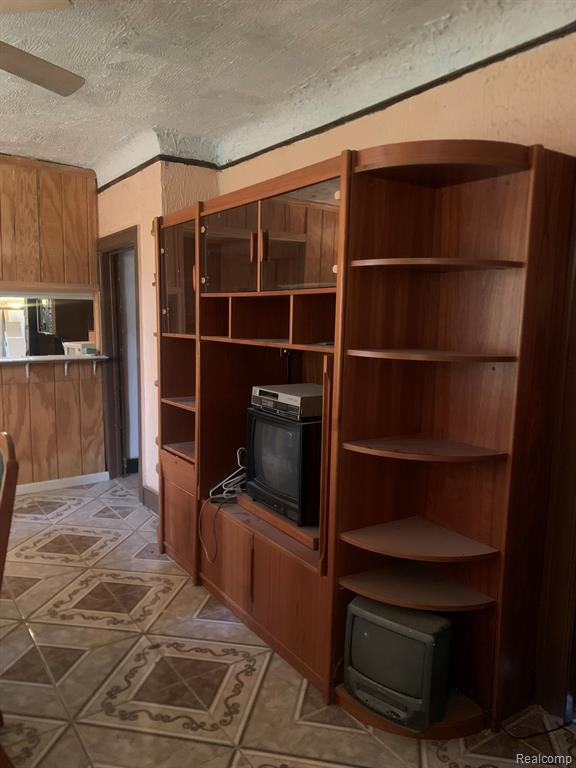 4027 Oliver Street, Detroit, MI 48211 — Photo 15