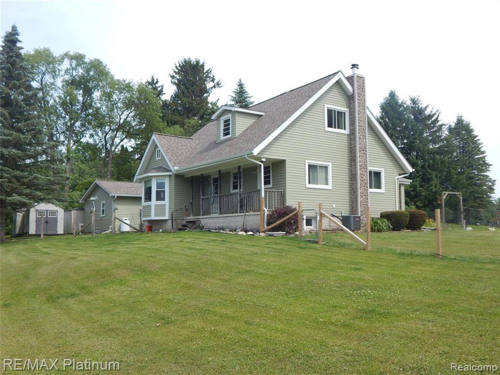 2025 W Rose Center Road, Holly, MI 48442 — Photo 37