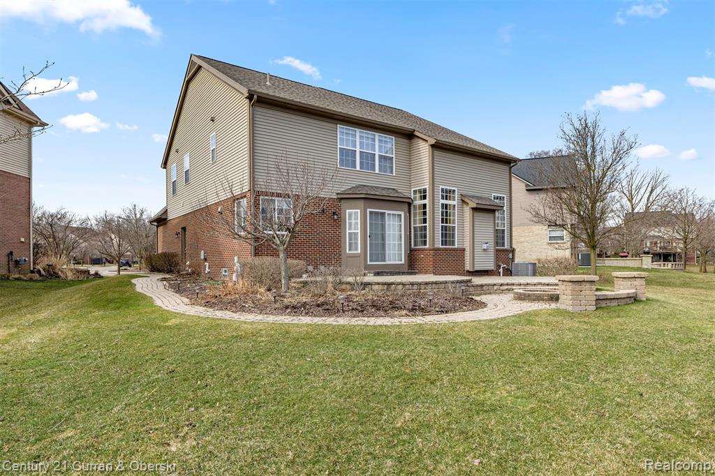 50034 VENICE Court, Northville, MI — Photo 37