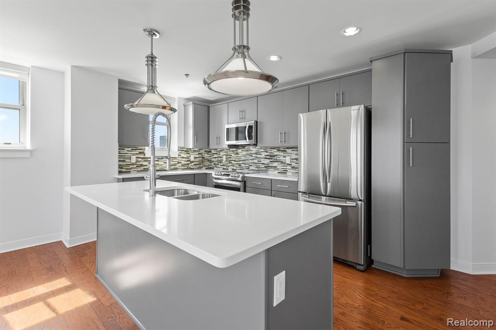 525 W Lafayette Boulevard, 14D, Detroit, MI 48226 — Photo 4