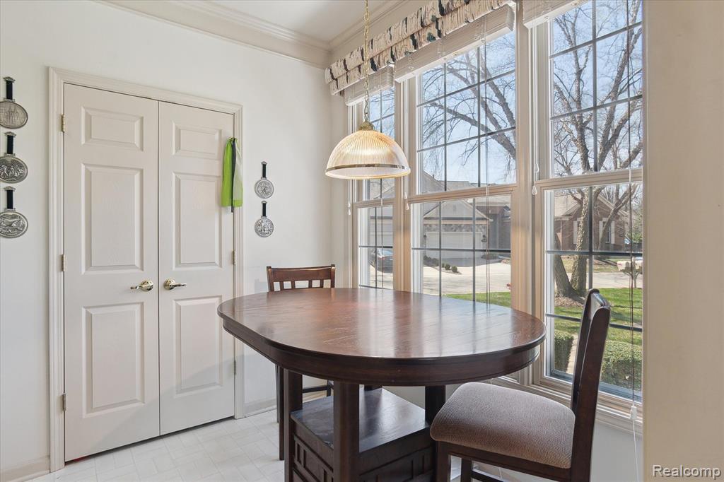 39472 EDGEWATER Drive, Northville, MI 48168 — Photo 9