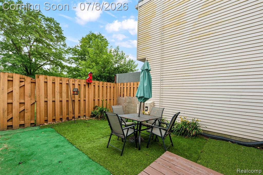 704 Estrada Drive, Belleville, MI 48111 — Photo 22