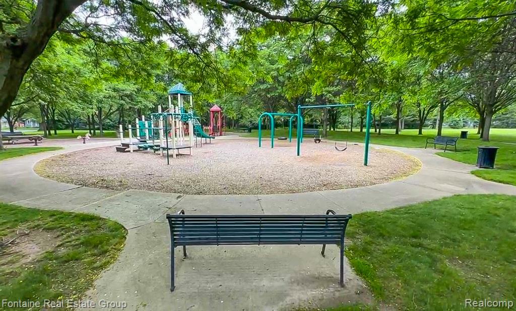 40395 Gilbert Street, Plymouth, MI 48170 — Photo 31