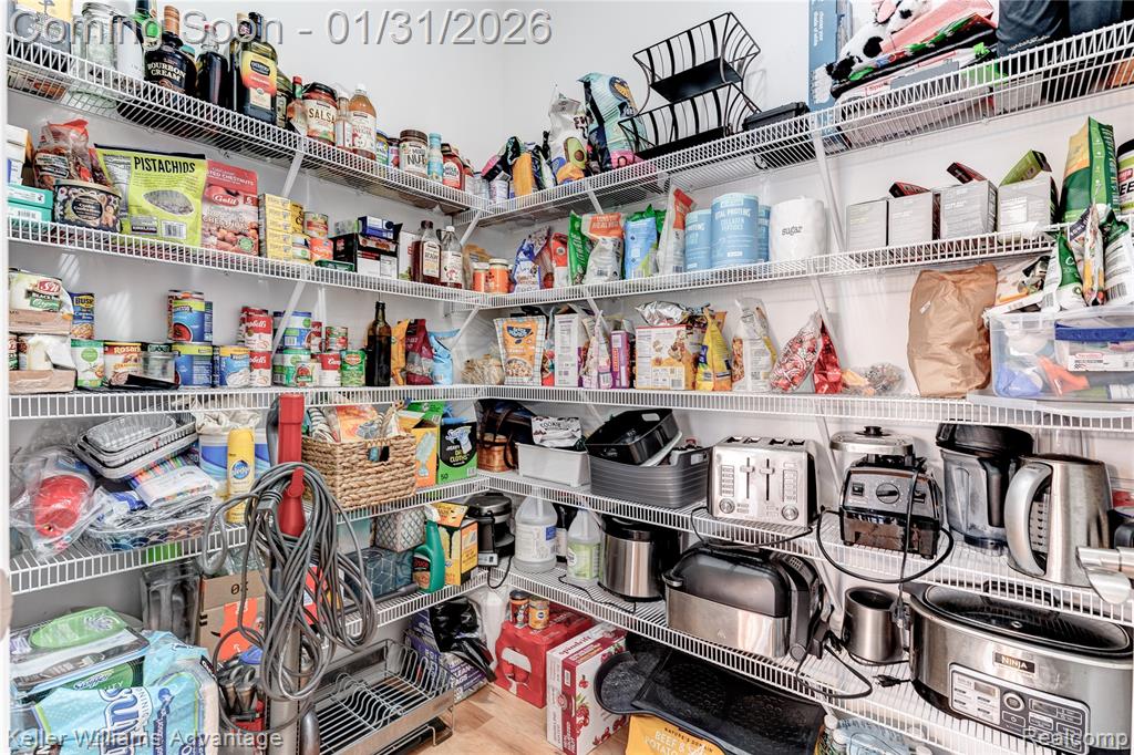 51332 E Bourne Terrace, Novi, MI — Photo 11