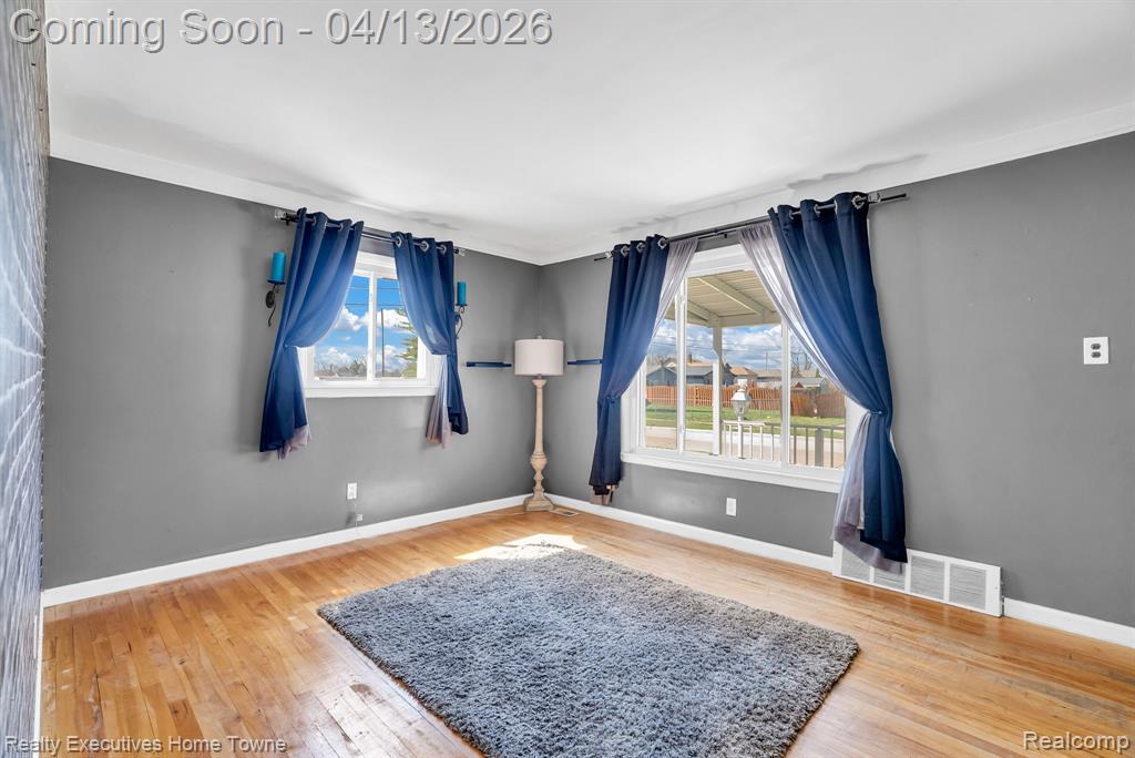 29940 John J Street, Roseville, MI 48066 — Photo 10