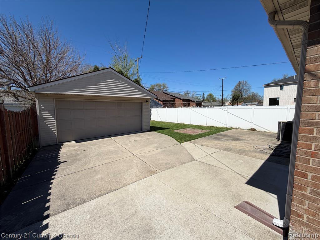 5715 N Gulley Road, Dearborn Heights, MI 48127 — Photo 2