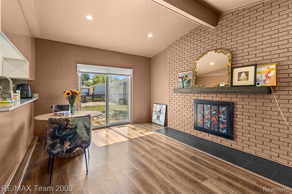 7085 London Court, Canton, MI 48187 — Photo 14