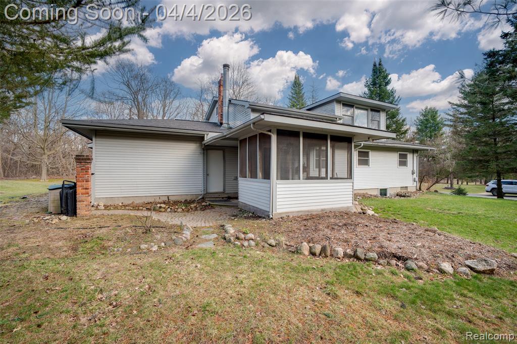 8183 Reese Road, Clarkston, MI 48348 — Photo 35