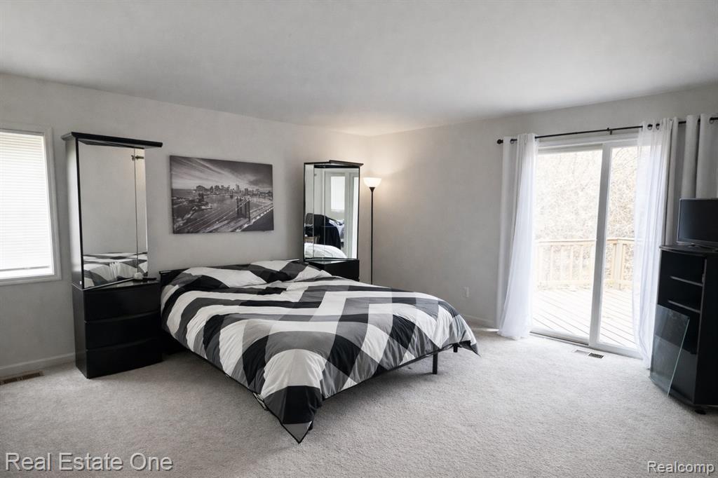 854 River Bend Drive, Rochester Hills, MI 48307 — Photo 5