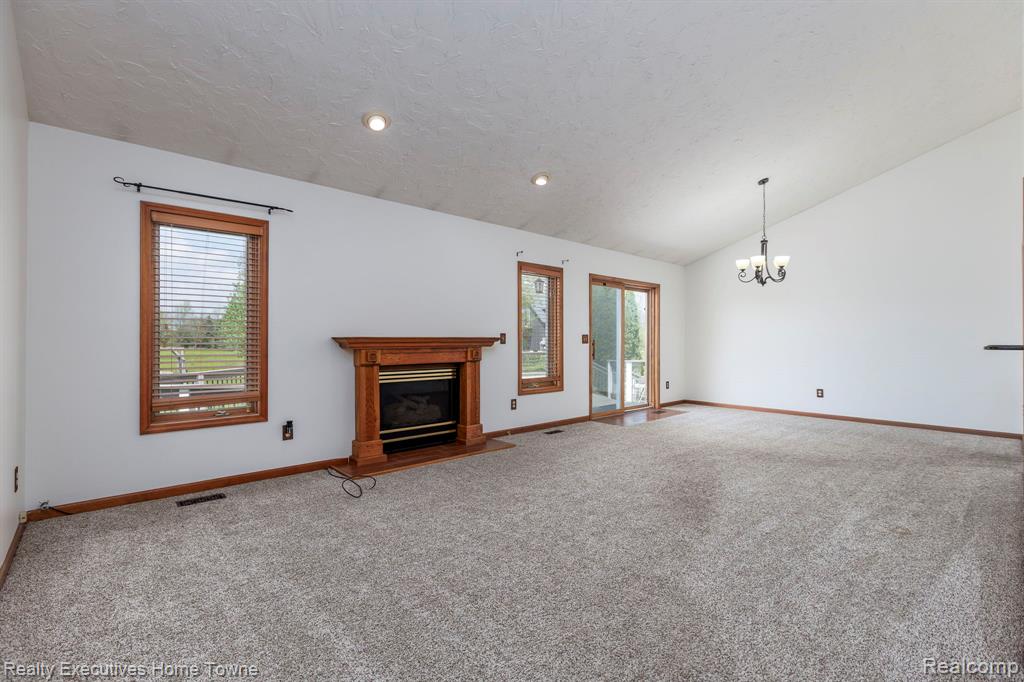 1041 Mackie Road, Almont, MI 48003 — Photo 29