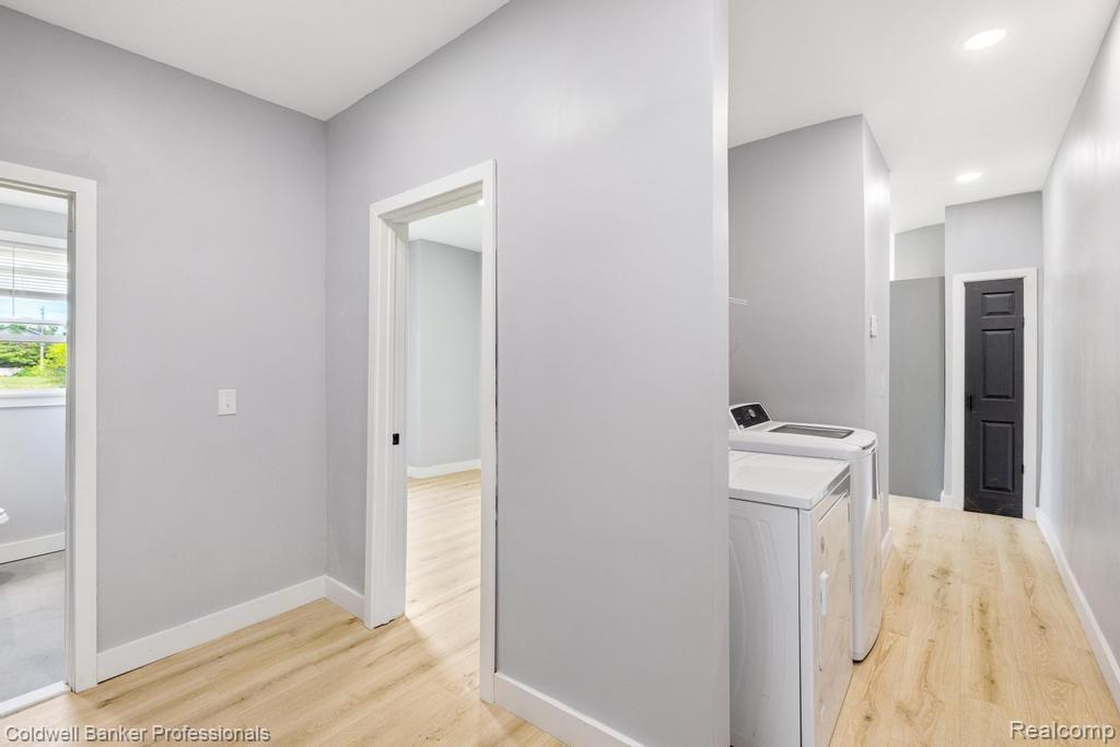 635 HAGUE-2W Street, Detroit, MI 48202 — Photo 17