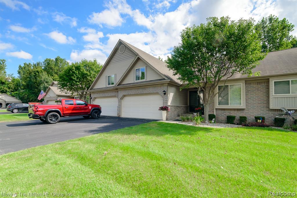 17449 Ava Court, New Boston, MI 48164 — Photo 43