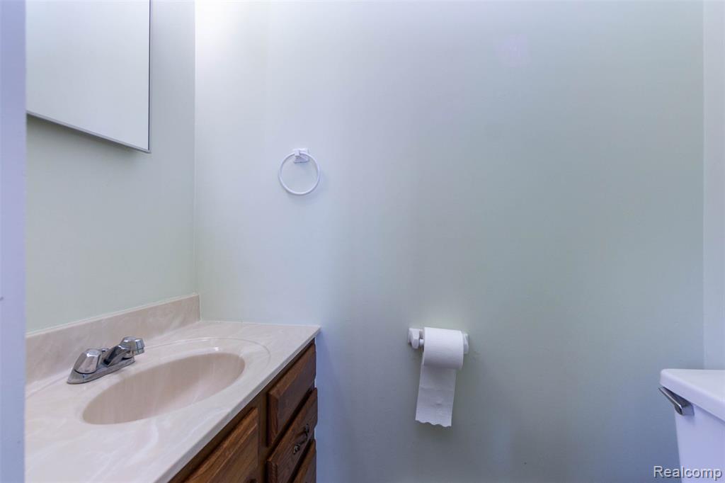 2875 Auten Road, Ortonville, MI 48462 — Photo 29