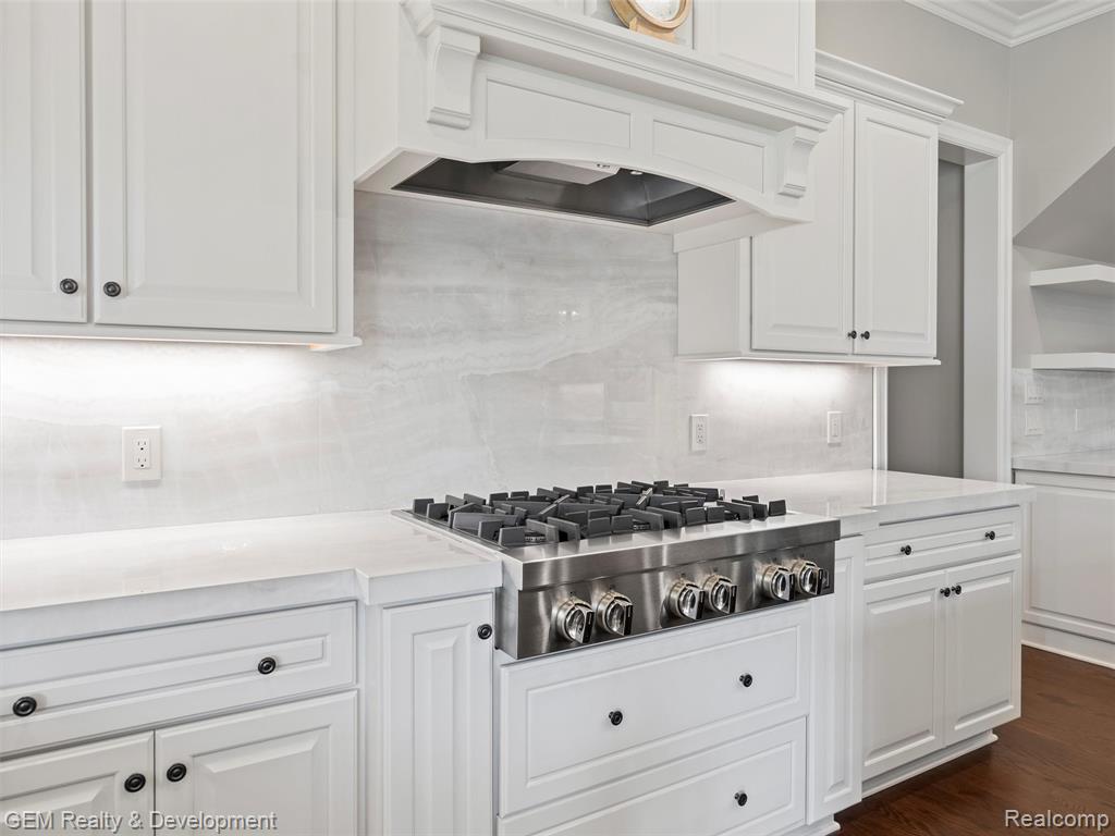 47545 Casa Loma Court, Northville, MI 48167 — Photo 14