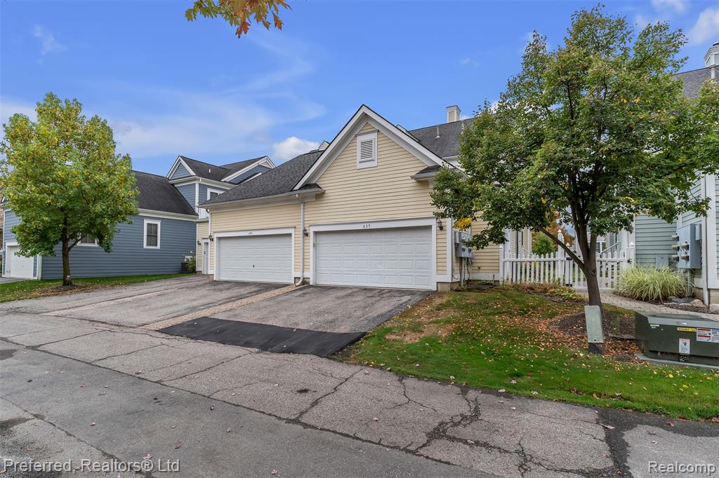 635 Constitution Street, Canton, MI 48188 — Photo 39