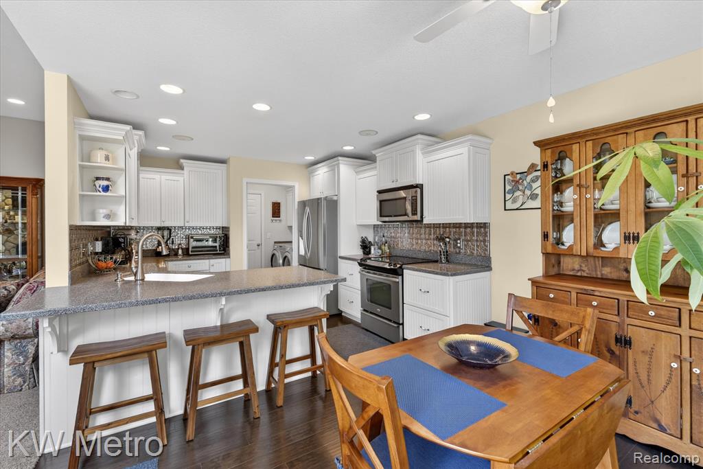 717 Koreys Circle, Blissfield, MI 49228 — Photo 13