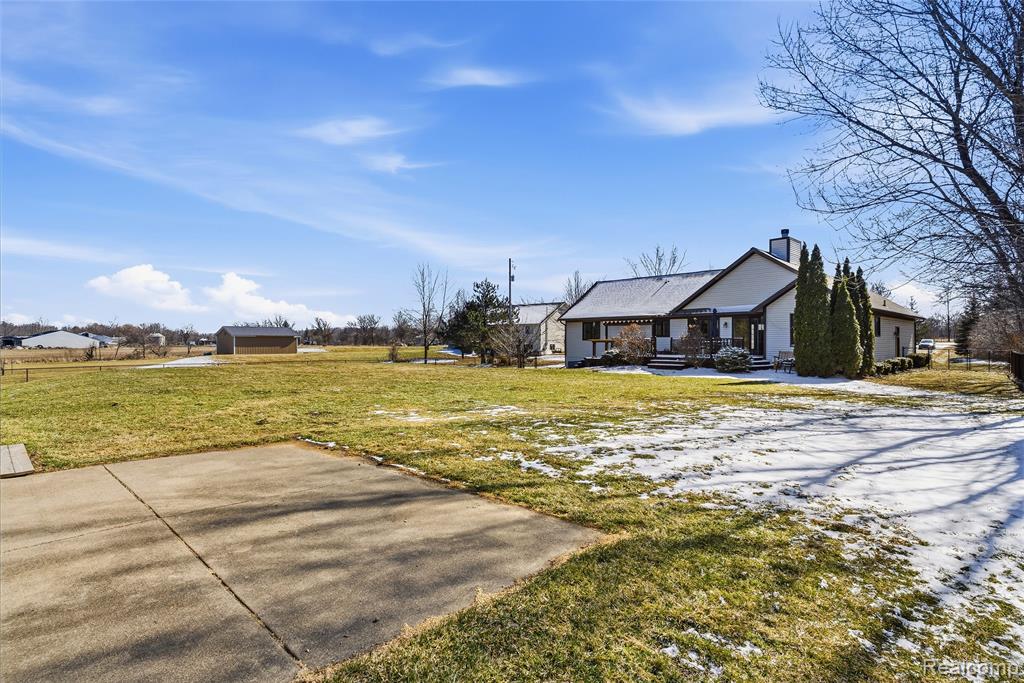 8482 Reid Road, Swartz Creek, MI 48473 — Photo 40