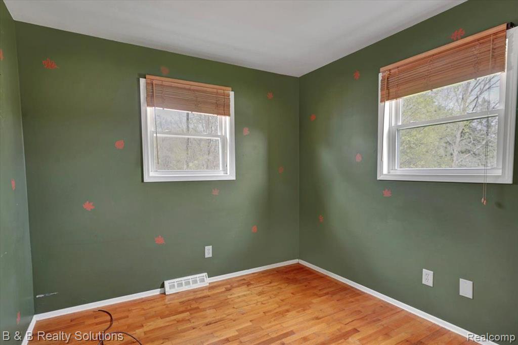 4114 COLUMBIAVILLE Road, Columbiaville, MI 48421 — Photo 14