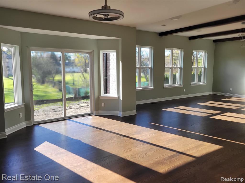 611 Vanderpool Drive, Troy, MI 48083 — Photo 12