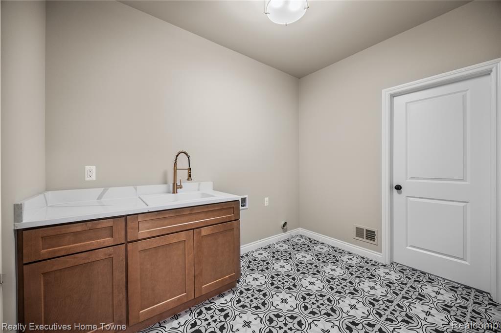 67745 Ashley Avenue, Richmond, MI 48062 — Photo 31