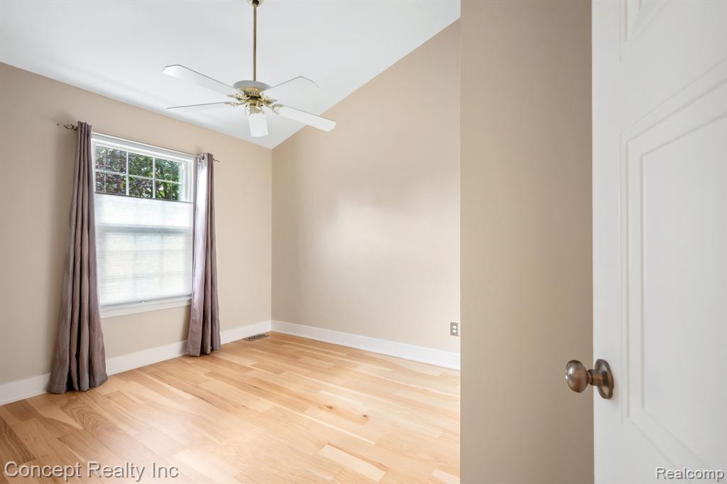 216 LYN ANNE, Ann Arbor, MI 48103 — Photo 14