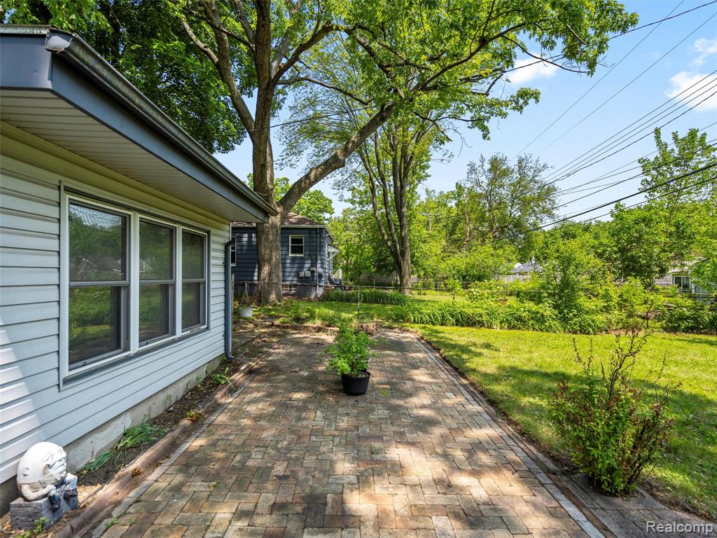 546 KENSINGTON, Ferndale, MI 48220 — Photo 7