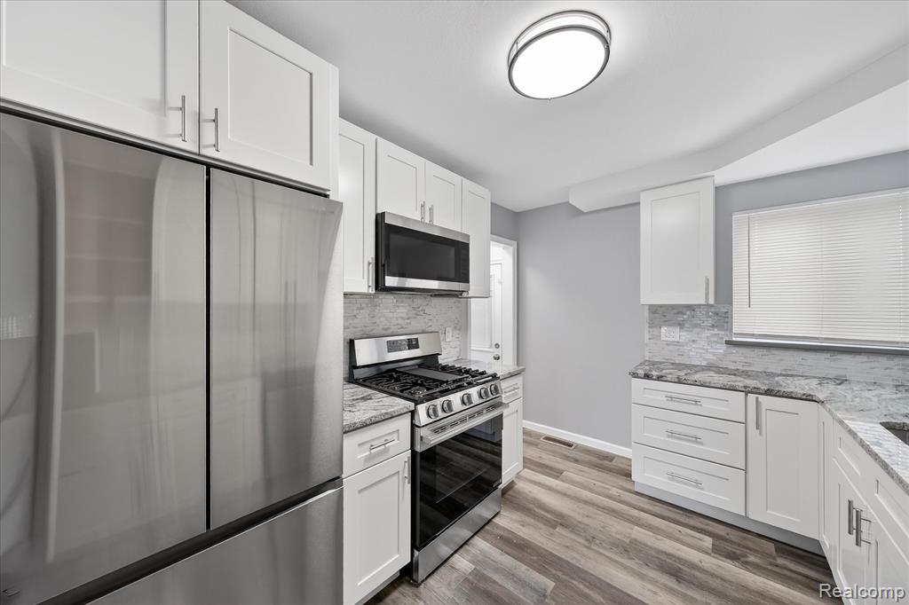 31244 Rosslyn Avenue, Garden City, MI — Photo 12