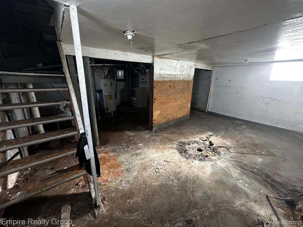 9326 Ward Street, Detroit, MI 48228 — Photo 19