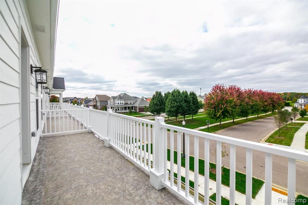 53438 CHAMPLAIN Street, Macomb, MI 48042 — Photo 19