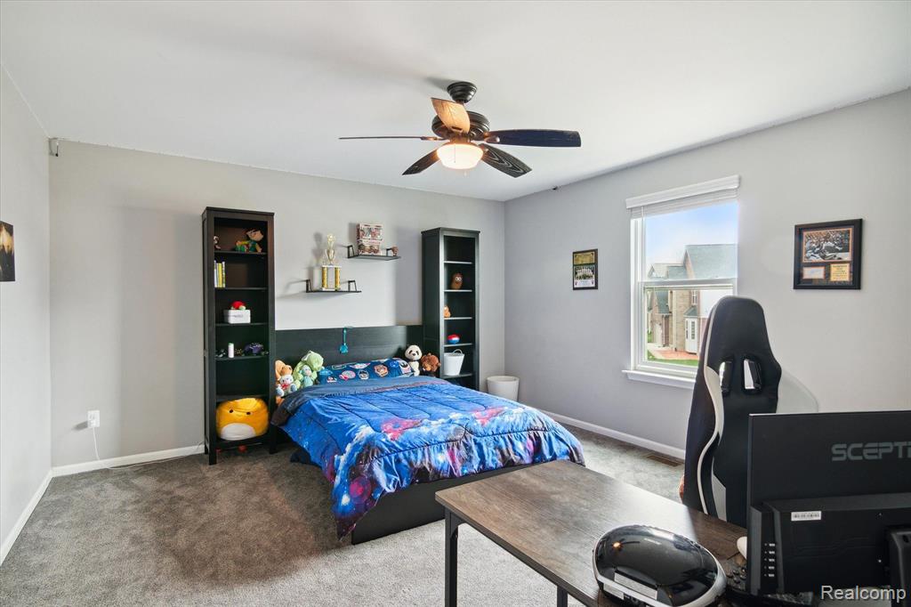 571 HUDSON Circle, South Lyon, MI 48178 — Photo 39
