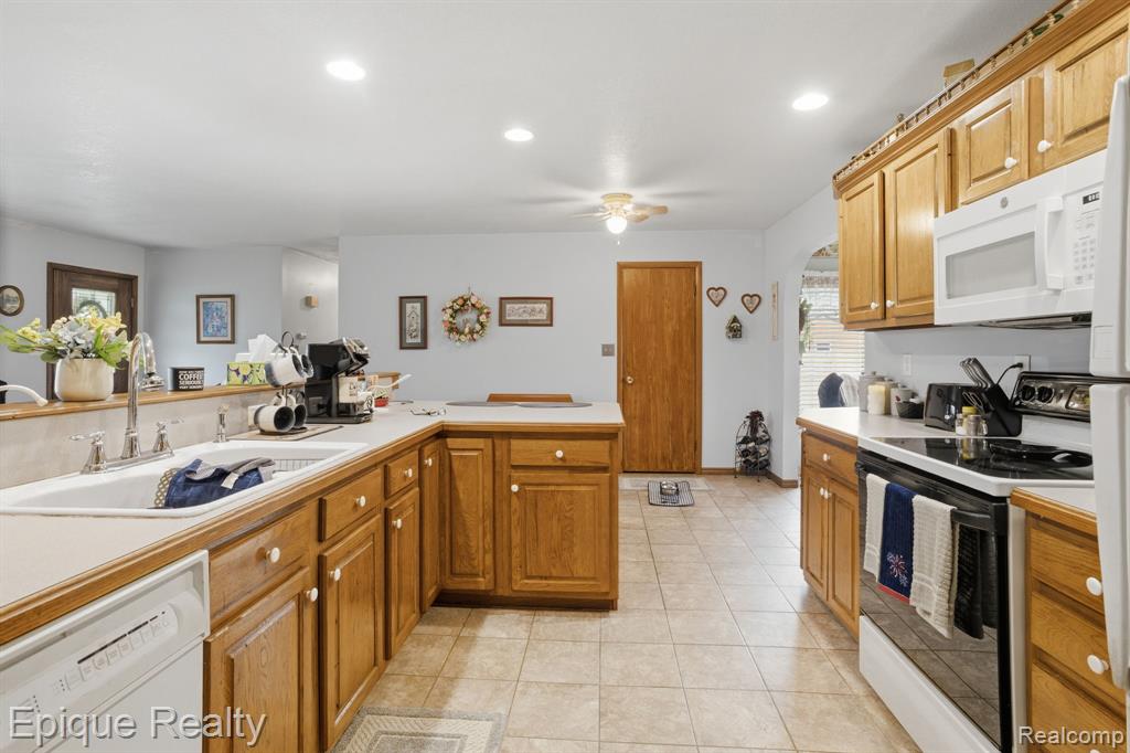 2491 Valley Church Drive, Clio, MI 48420 — Photo 8
