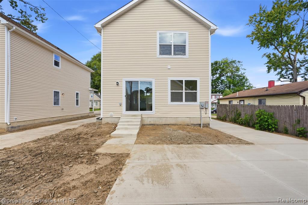 27828 Groveland Street, Madison Heights, MI 48071 — Photo 27
