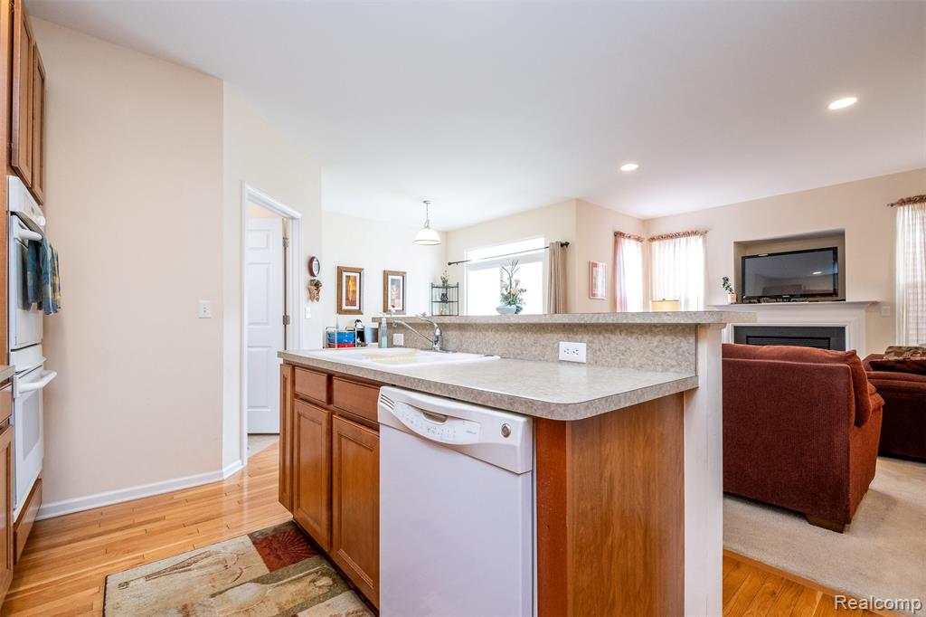 3147 Summers Road, Keego Harbor, MI 48320 — Photo 19