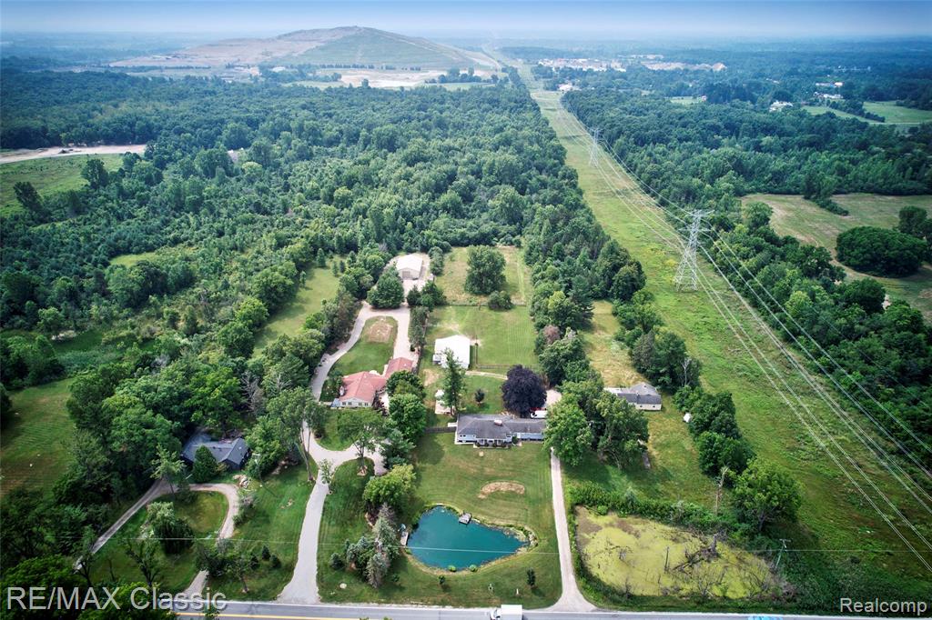 10268 7 Mile Road, Northville, MI 48167 — Photo 39