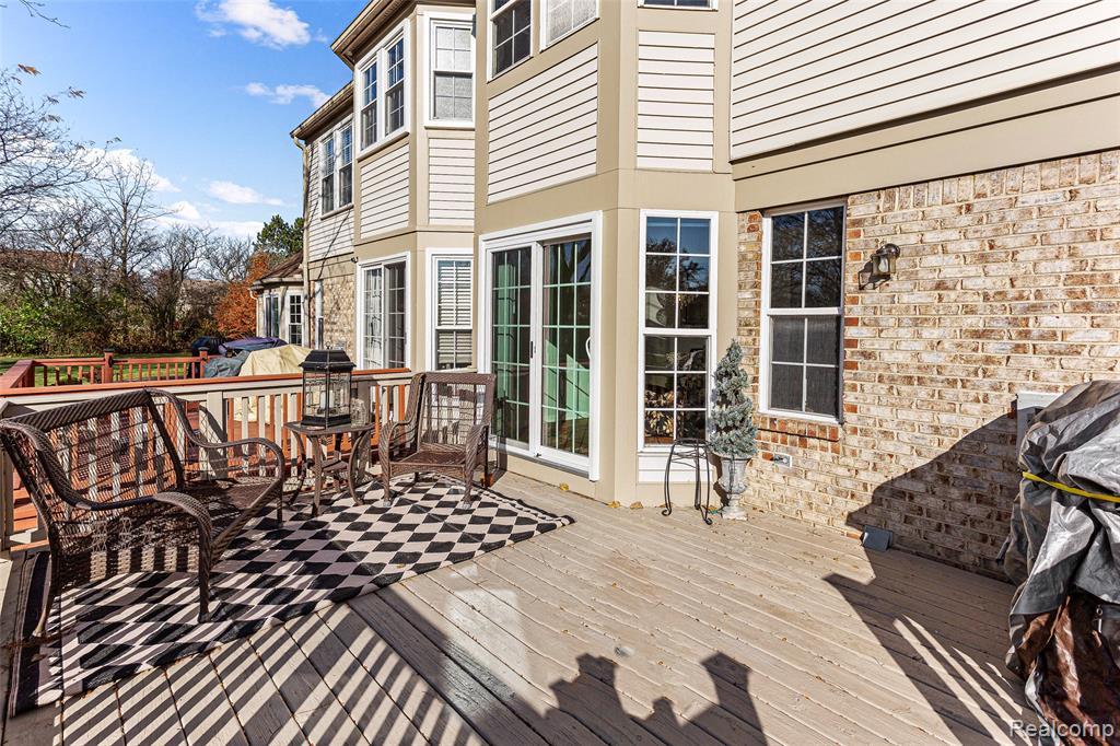 4680 Hunters Circle W, Canton, MI 48188 — Photo 37