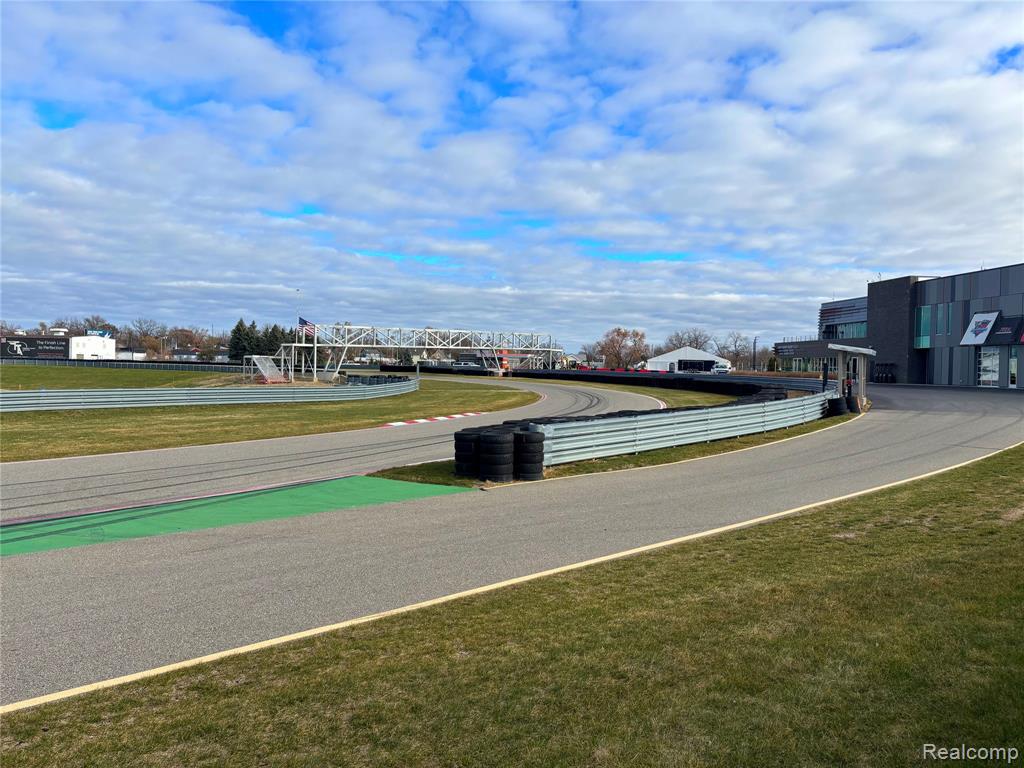 57 Pit Lane, Pontiac, MI 48341 — Photo 13