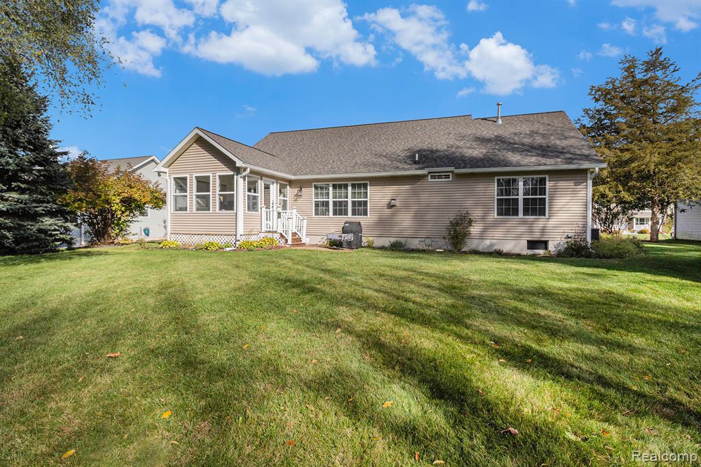 9203 Pine Walk Pass, Linden, MI, 48451